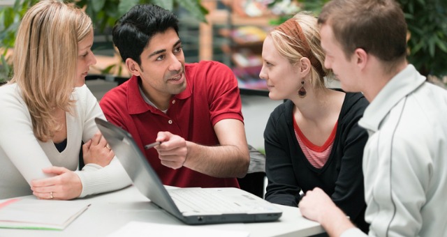 tap doan giao duc into